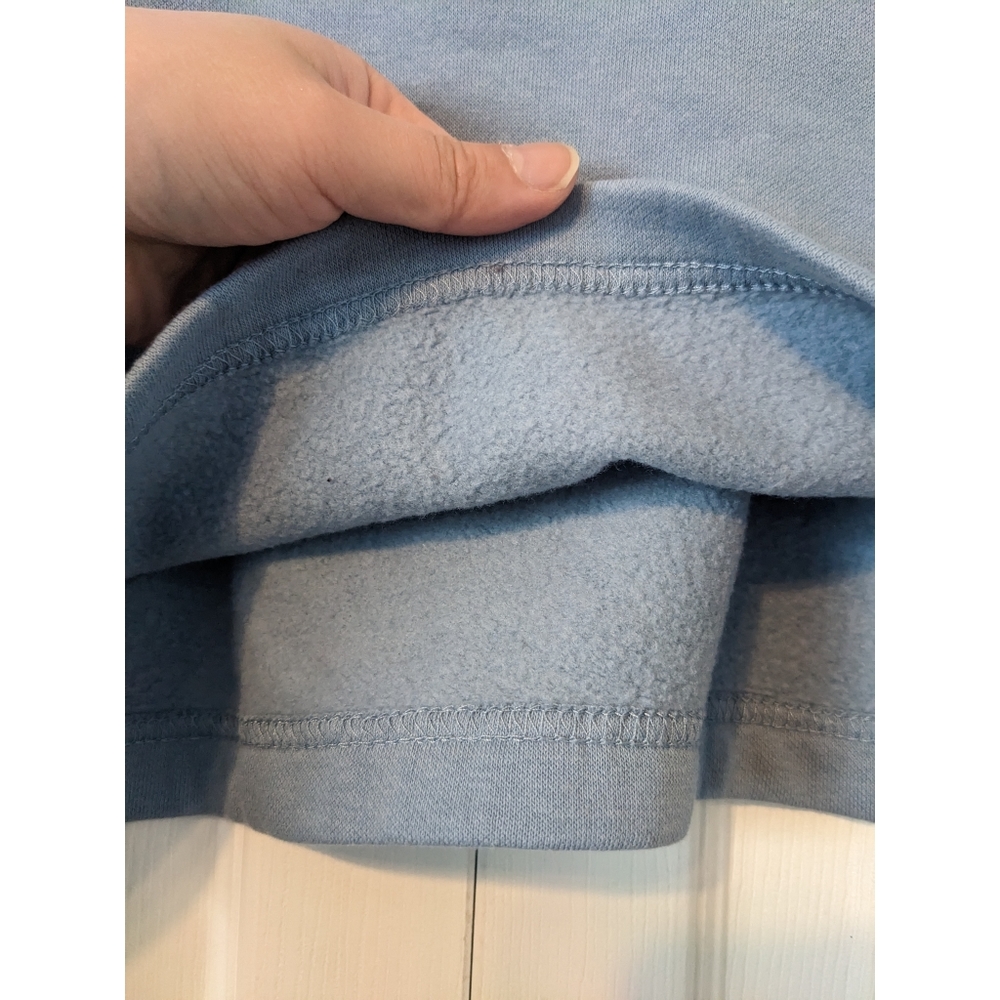 3/$15! H&M Cropped Turtleneck Sweatshirt - Picture 9 of 11